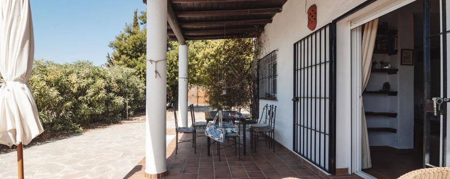 Villa for sale in Estepona