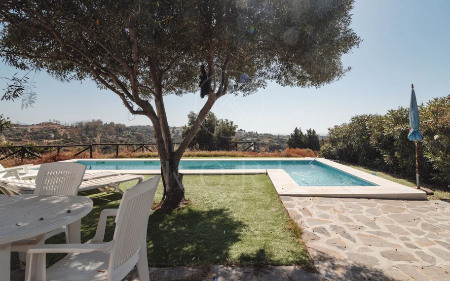 Villa en venta en Estepona