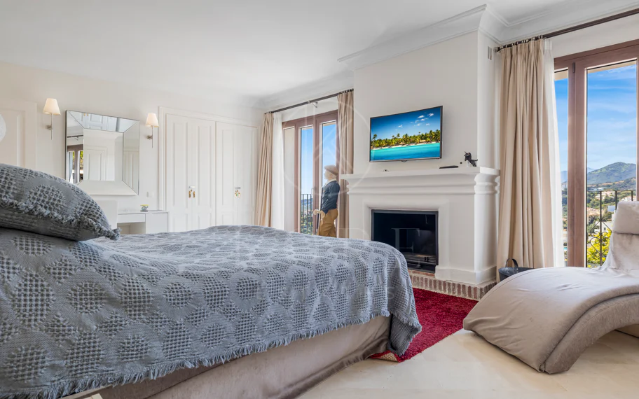 Town House for sale in La Heredia, Benahavis