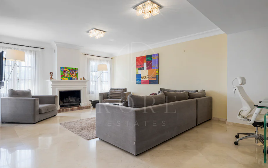 Town House for sale in La Heredia, Benahavis