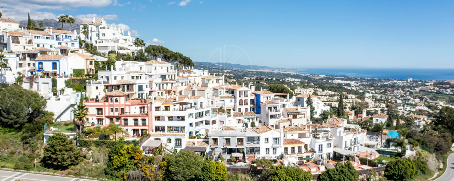 Adosado en venta en La Heredia, Benahavis
