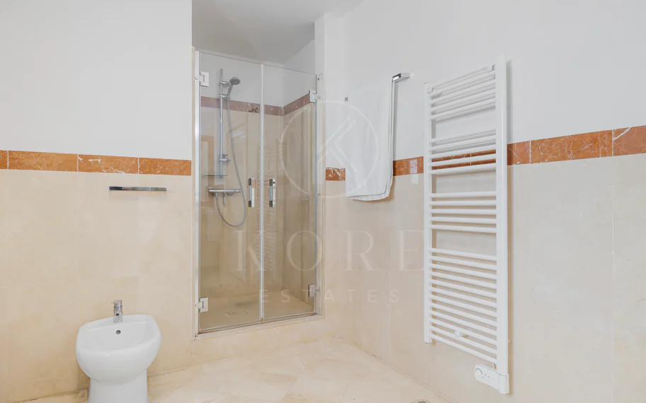 Town House for sale in La Heredia, Benahavis