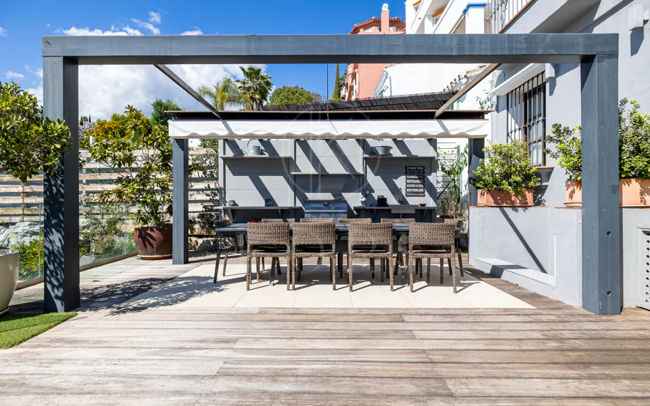Town House for sale in La Heredia, Benahavis