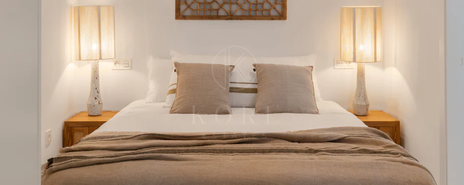 Renovated 3 Bedroom Apartment with sea & mountain views in Nueva Andalucía
