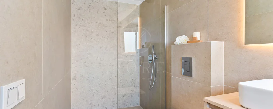 Modern Elegance in the Heart of Nagüeles