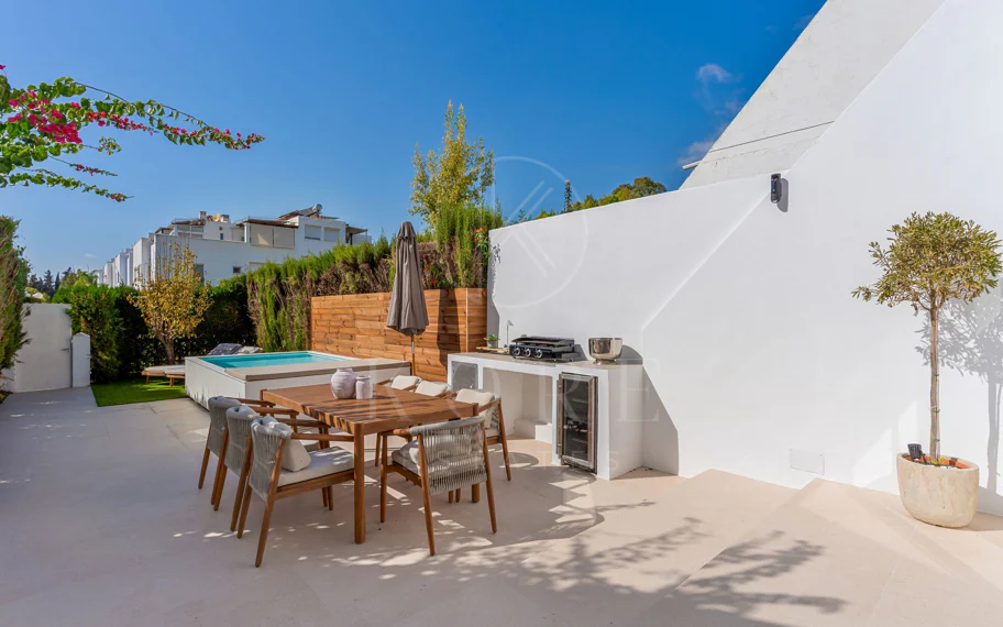 Casa Montana – Elegancia Moderna en el Corazón de Nagüeles