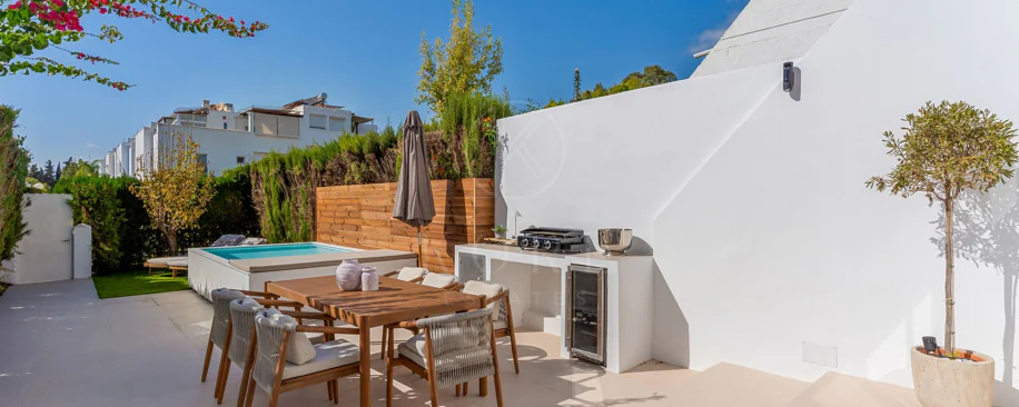 Modern Elegance in the Heart of Nagüeles