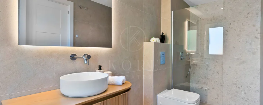 Modern Elegance in the Heart of Nagüeles