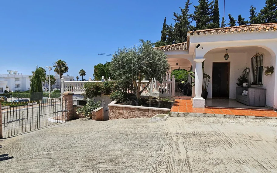 Villa en venta en Paraiso Barronal, Estepona Este
