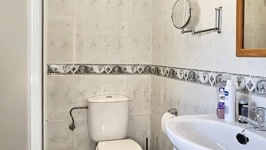 Villa for sale in Paraiso Barronal, Estepona East