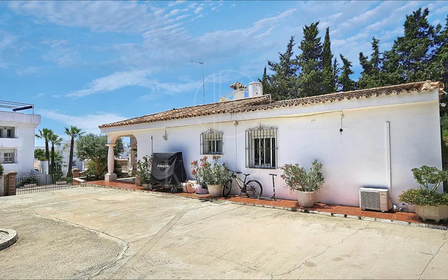 Villa en venta en Paraiso Barronal, Estepona Este