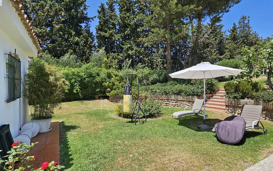 Villa en venta en Paraiso Barronal, Estepona Este