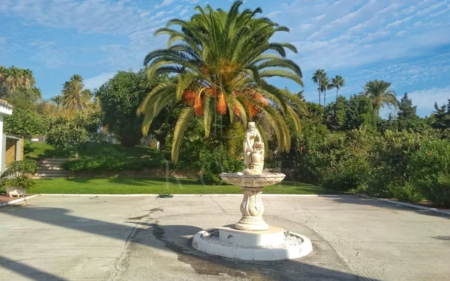 Villa en venta en Paraiso Barronal, Estepona Este