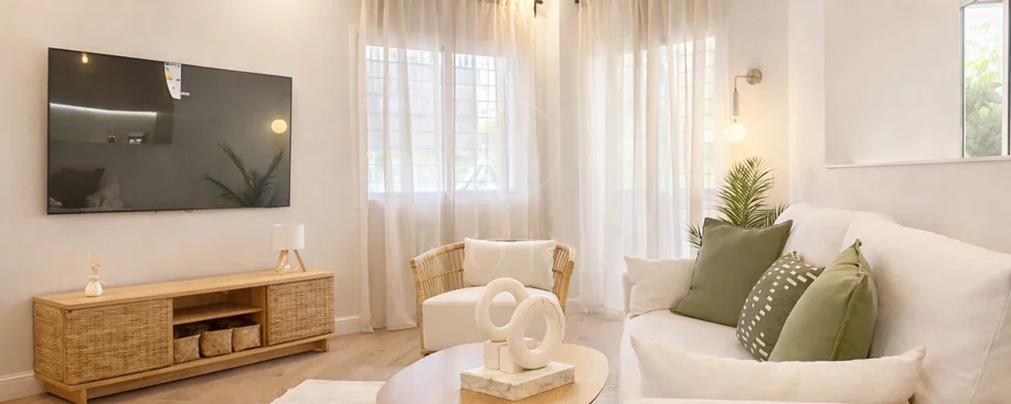 Fully Renovated and Furnished 3-Bedroom Apartment – Puerto de Estepona
