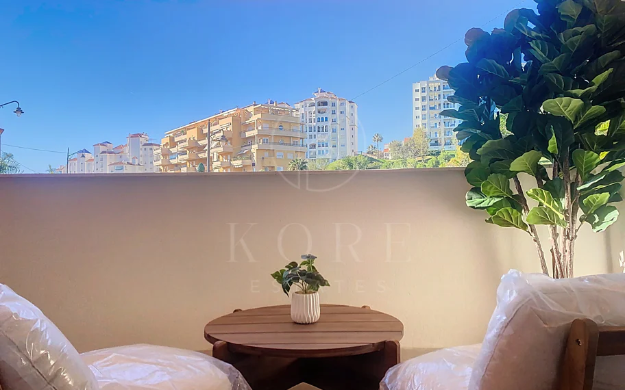 Fully Renovated and Furnished 3-Bedroom Apartment – Puerto de Estepona