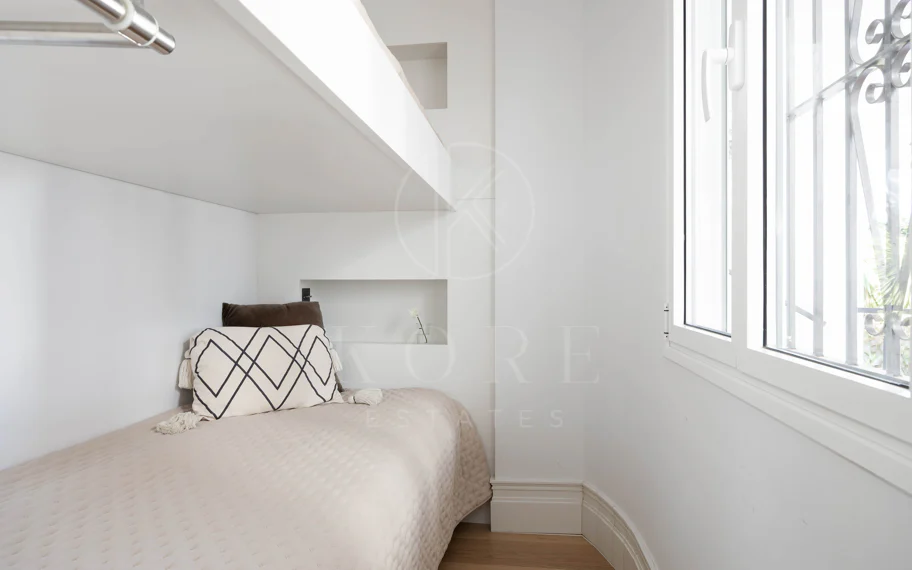 Beautifully Renovated Apartment with Stunning Views in Nueva Andalucía