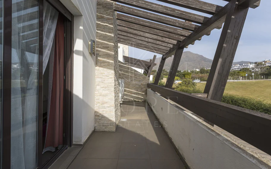 Villa for sale in Valle Romano, Estepona West