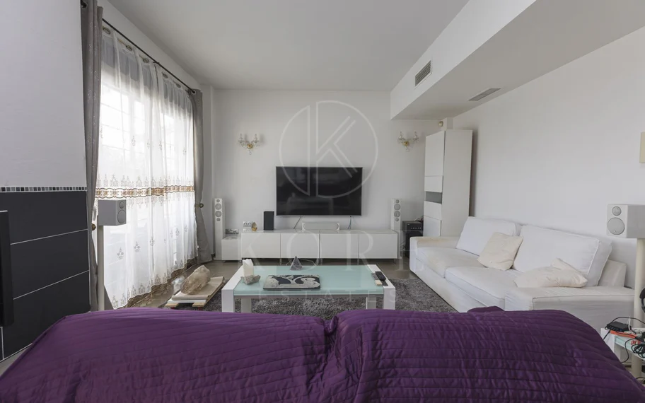 Villa for sale in Valle Romano, Estepona West