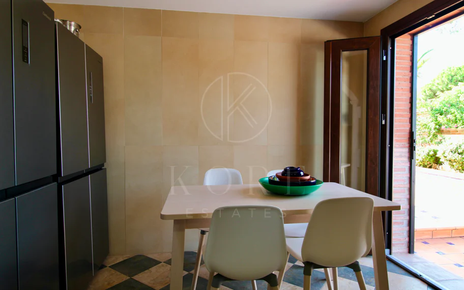 Villa mediterránea con encanto en El Presidente, a pasos de la playa