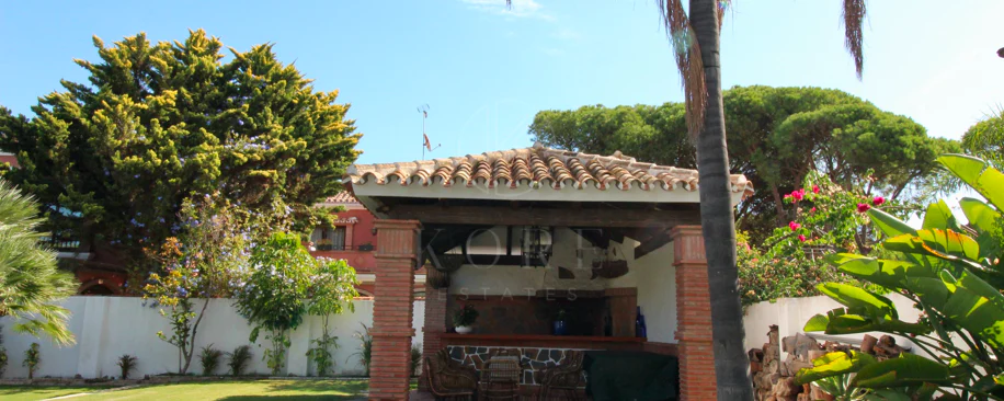 Villa mediterránea con encanto en El Presidente, a pasos de la playa