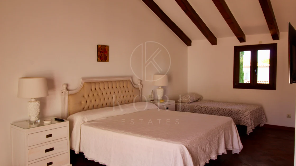 Villa mediterránea con encanto en El Presidente, a pasos de la playa