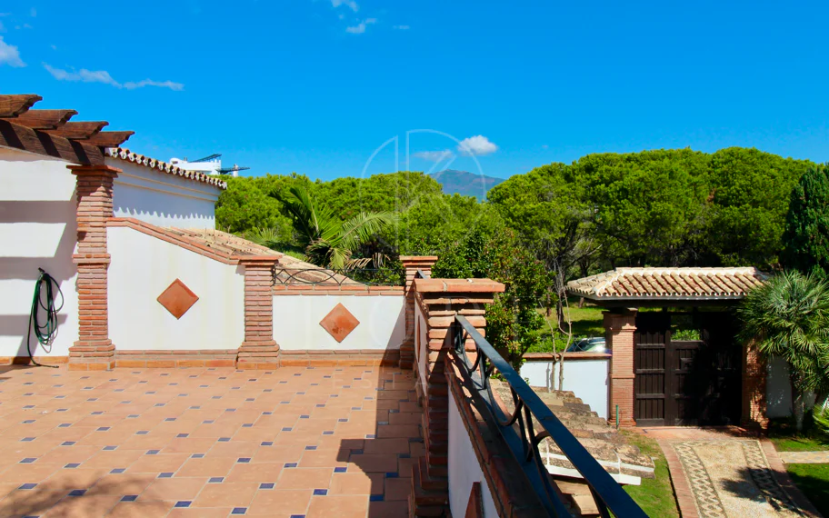 Villa mediterránea con encanto en El Presidente, a pasos de la playa