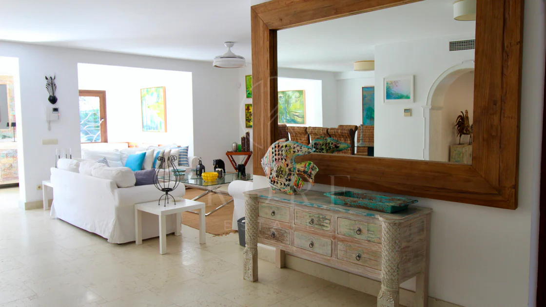 Villa mediterránea con encanto en El Presidente, a pasos de la playa
