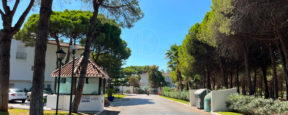 Villa mediterránea con encanto en El Presidente, a pasos de la playa