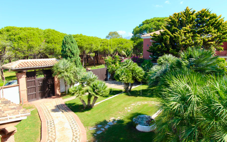 Villa mediterránea con encanto en El Presidente, a pasos de la playa