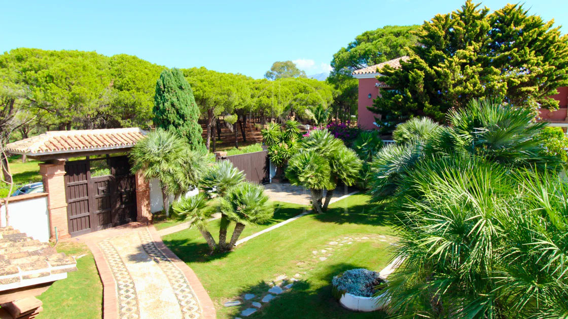 Villa mediterránea con encanto en El Presidente, a pasos de la playa