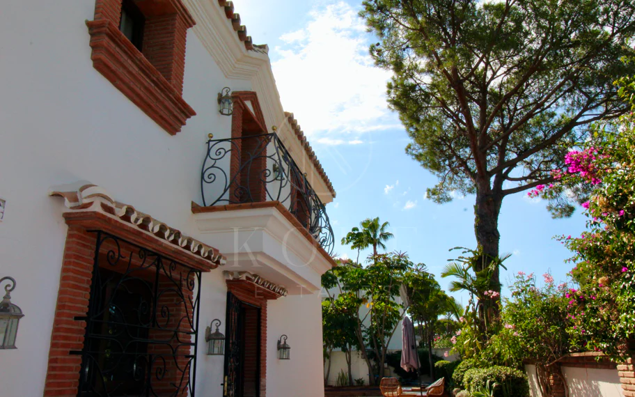 Villa mediterránea con encanto en El Presidente, a pasos de la playa