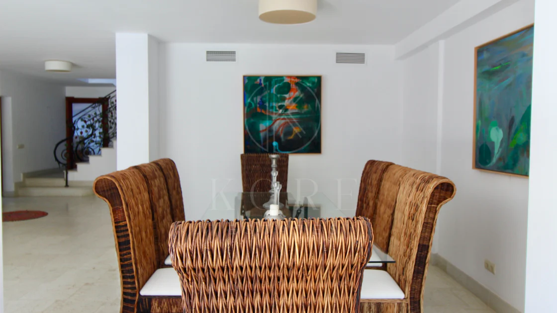 Villa mediterránea con encanto en El Presidente, a pasos de la playa