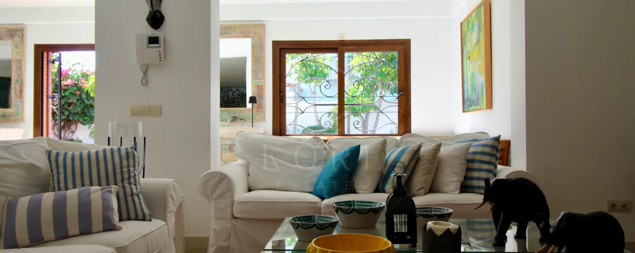 Villa mediterránea con encanto en El Presidente, a pasos de la playa
