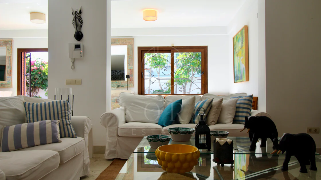 Villa mediterránea con encanto en El Presidente, a pasos de la playa