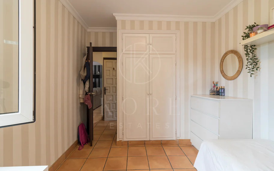 Exclusiva villa en venta en Marbella Este – Urbanización Costabella, segunda línea de playa