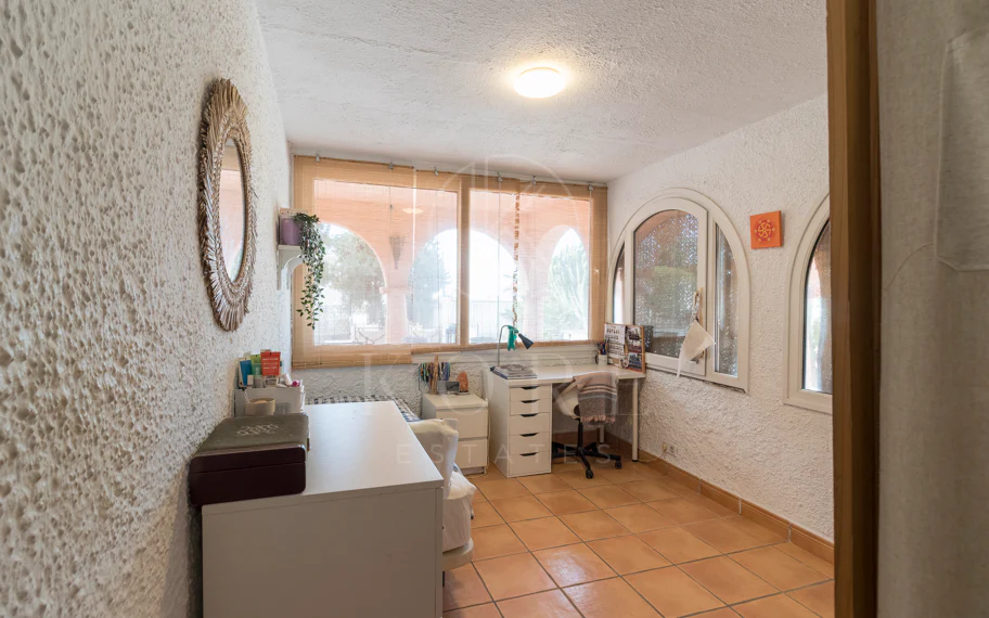 Exclusiva villa en venta en Marbella Este – Urbanización Costabella, segunda línea de playa