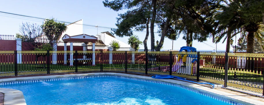 Villa en venta en Estepona