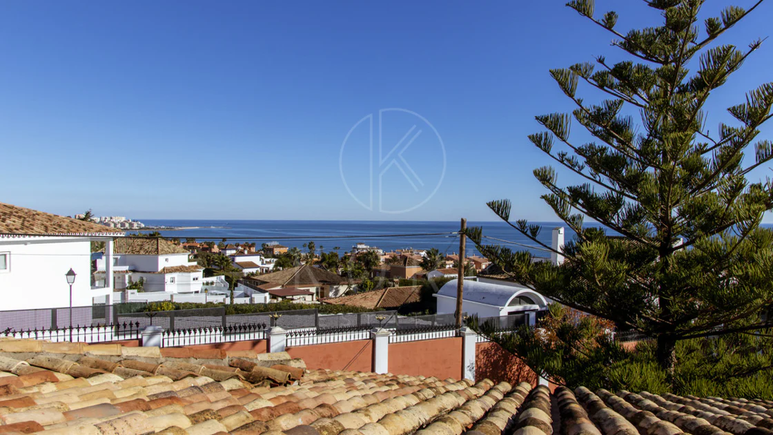 Villa en venta en Estepona
