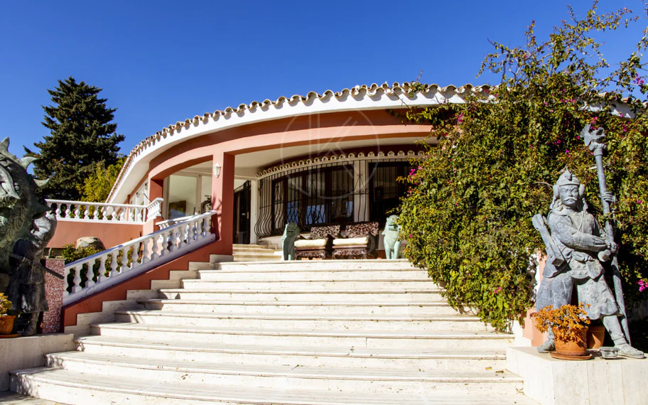 Villa en venta en Estepona