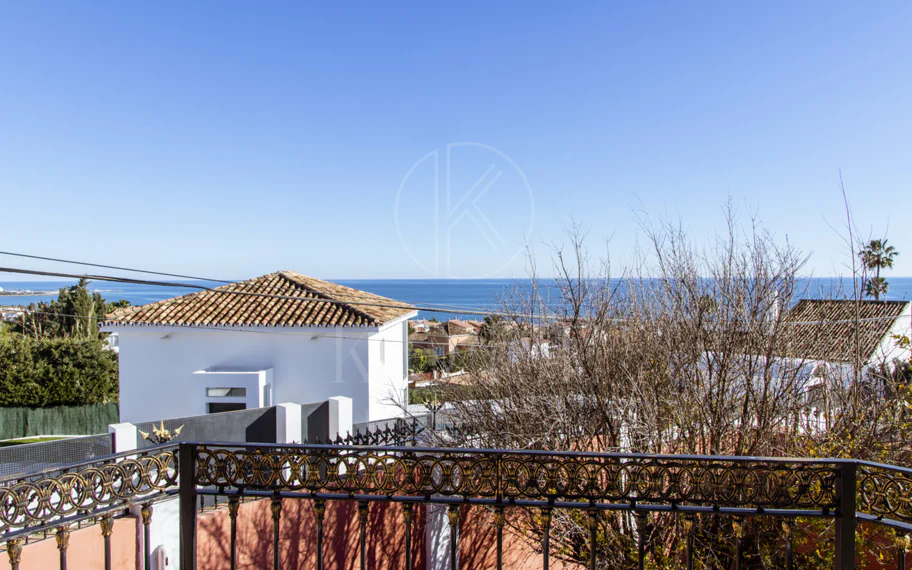 Villa en venta en Estepona