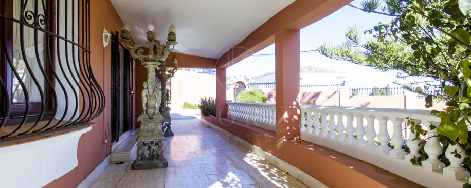 Villa en venta en Estepona