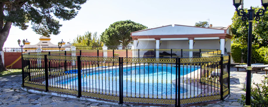Villa en venta en Estepona