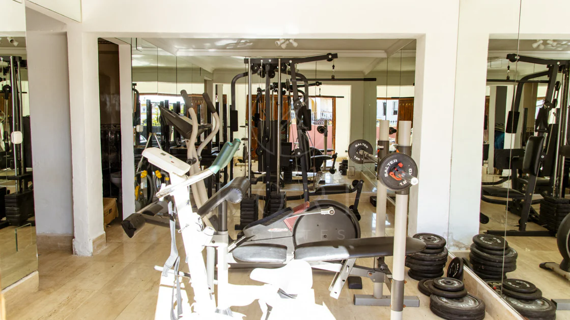 Villa en venta en Estepona