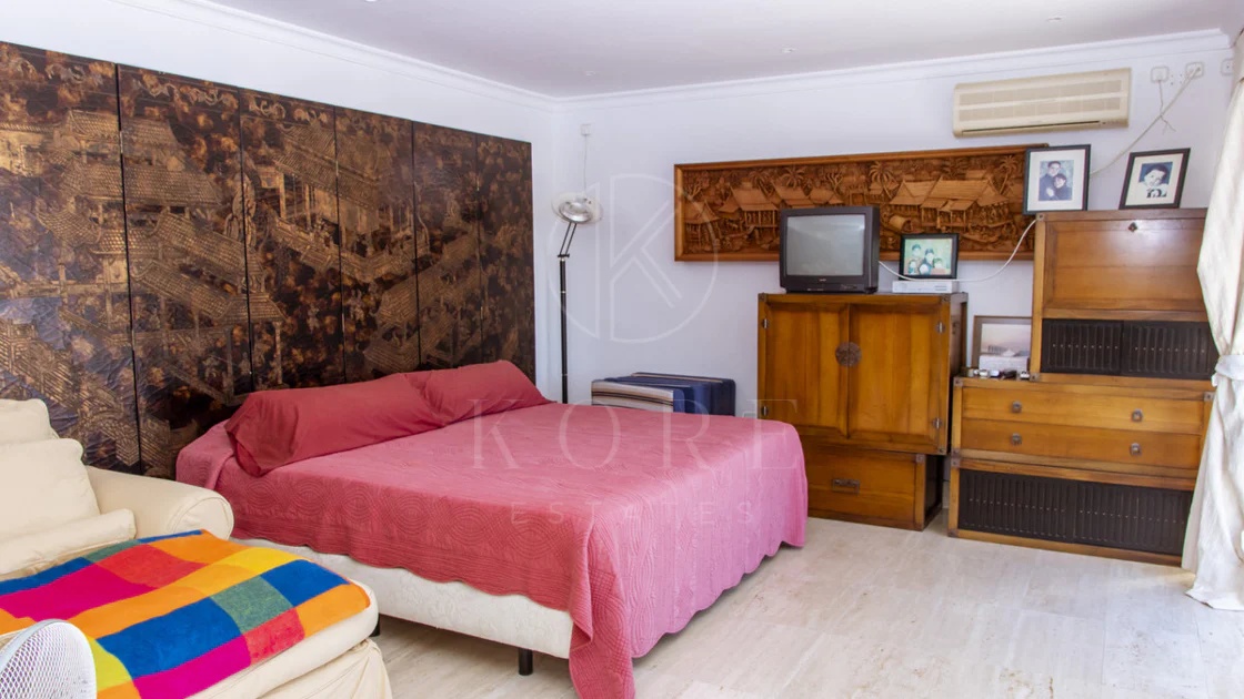 Villa en venta en Estepona