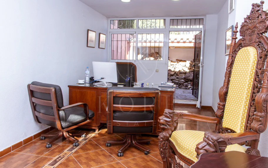 Villa en venta en Estepona