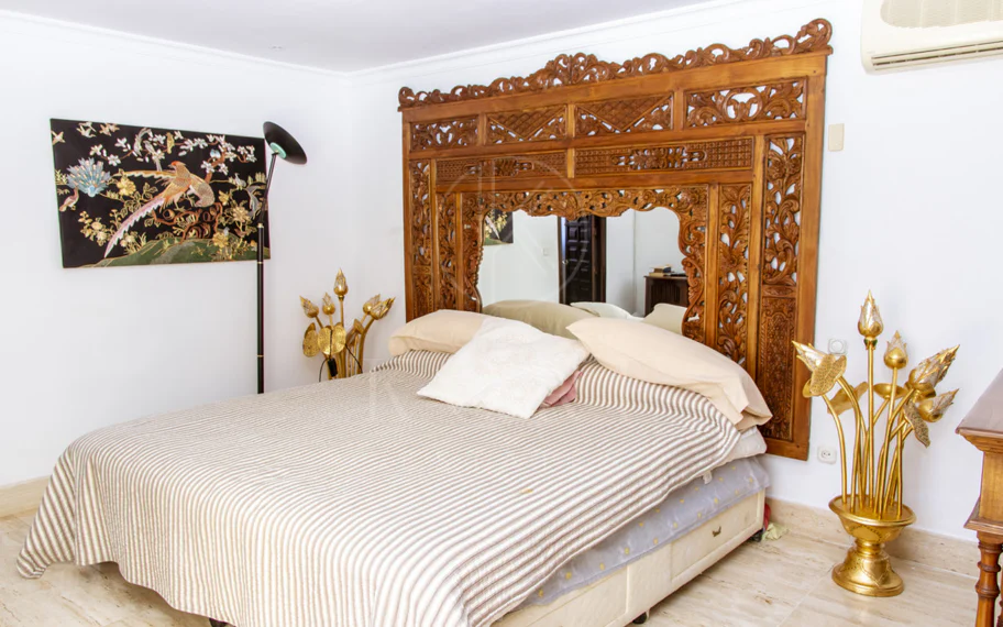 Villa en venta en Estepona