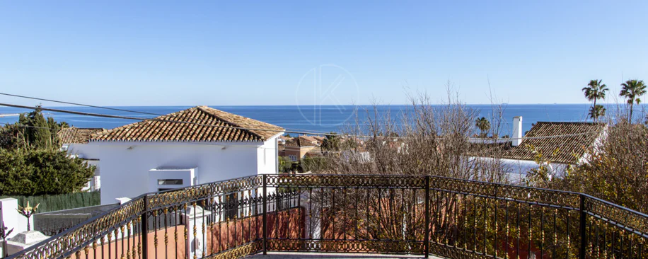 Villa en venta en Estepona