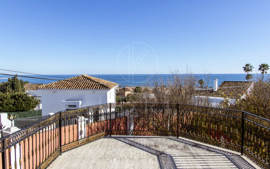 Villa en venta en Estepona