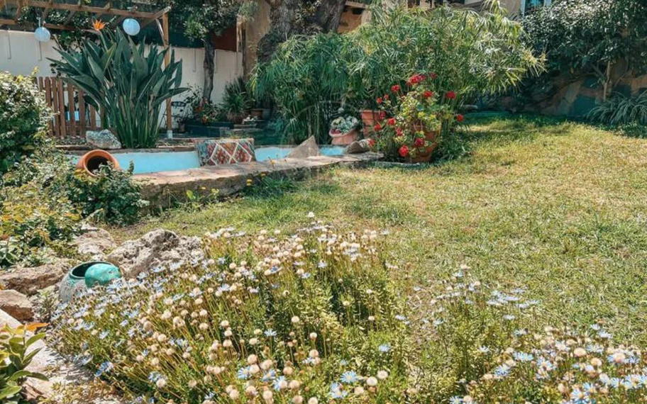 Villa en venta en Nueva Andalucia, Marbella
