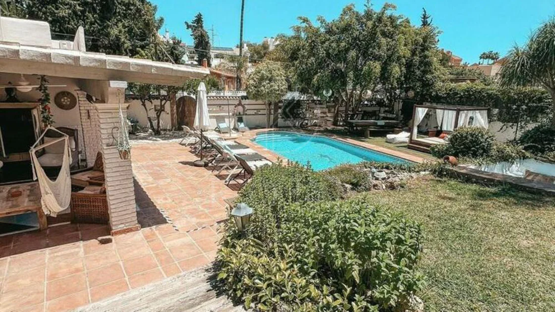 Vilă de vânzare în Nueva Andalucia, Marbella